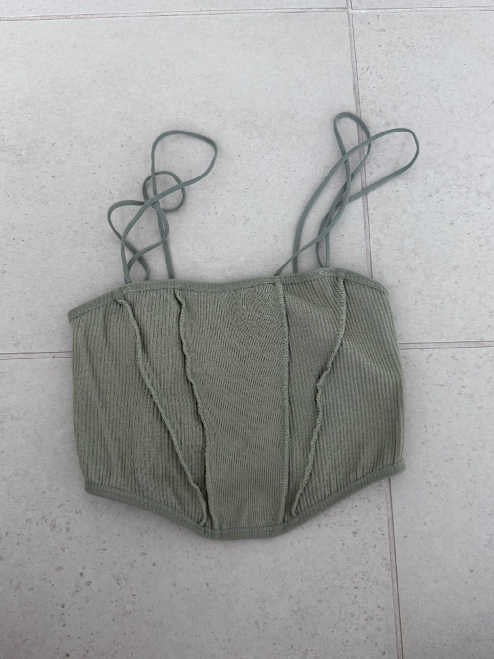 Urban Outfitters Green XS Cropped Tank Top